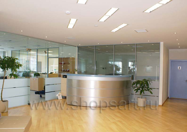 Мебель в офисе датской компании Widex Фото