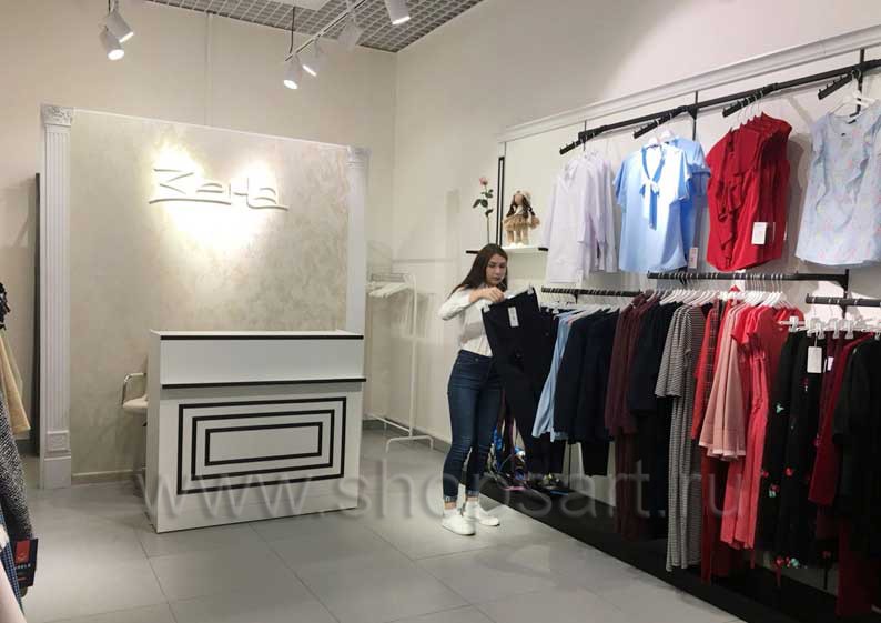 Торговое оборудование магазина одежды Зена коллекция BLACK STAR Фото