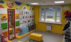 Торговое оборудование детского магазина обуви Емеля коллекция КАРАМЕЛЬ Фото 06