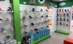 Торговое оборудование детского магазина обуви Емеля коллекция КАРАМЕЛЬ Фото 30