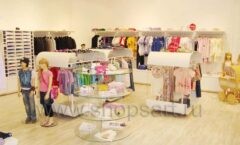 Торговое оборудование магазина детской одежды Винни ТЦ Dream House 2 этаж коллекция 21 ВЕК Фото 04