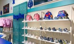 Торговое оборудование детского магазина обуви Kapika ТРЦ Весна коллекция РАДУГА Фото 15