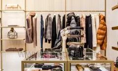 Торговое оборудование для магазина одежды PINKO ТРЦ Голливуд коллекция ЗОЛОТАЯ ЛИНИЯ Фото 08