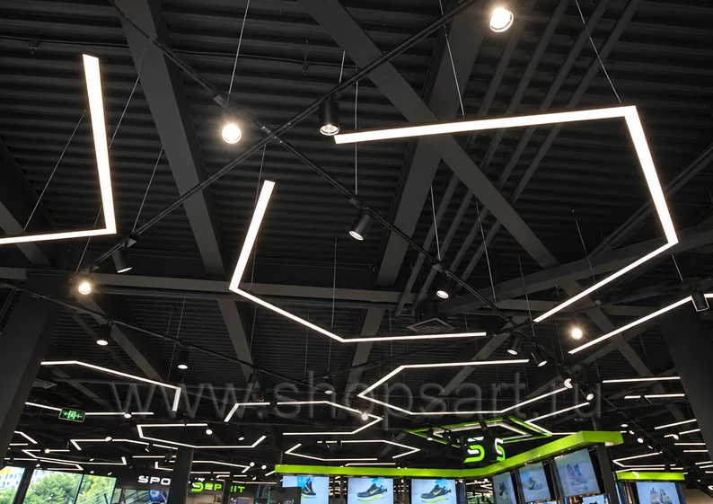 Потолочная система освещения магазина SPORT SPIRIT торговая мебель Модный шоппинг